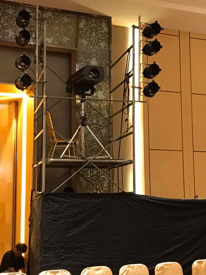 燈光設備 - 『新竹I台中I高雄』喜式活動企劃 HSEVENT 主持、樂團、燈光音響、會場佈置 、活動硬體出租、花藝佈置